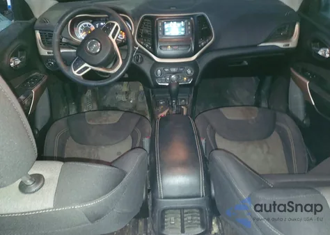 2018 Jeep Cherokee Latitude z USA, uszkodzony, nr VIN 1C4PJMCB1JD528480